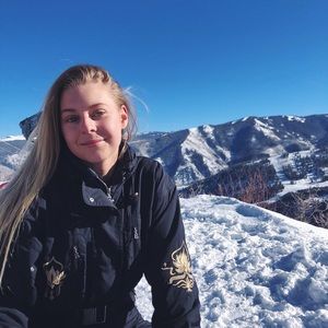 Meet your Posher, Julia